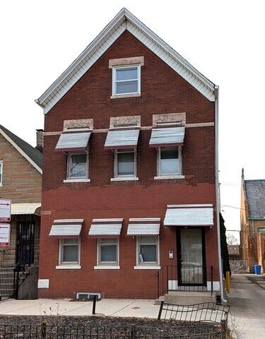3610 Seeley Avenue — Chicago, IL 60609