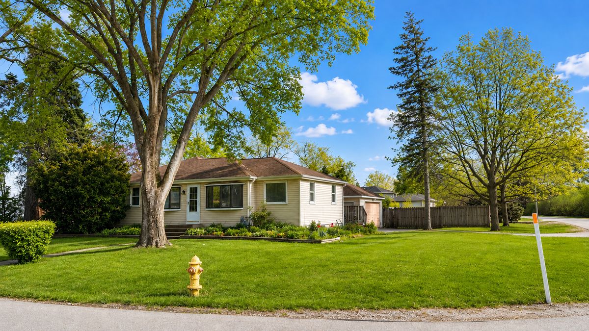 15275 Walnut Drive, Deerfield, IL 60015