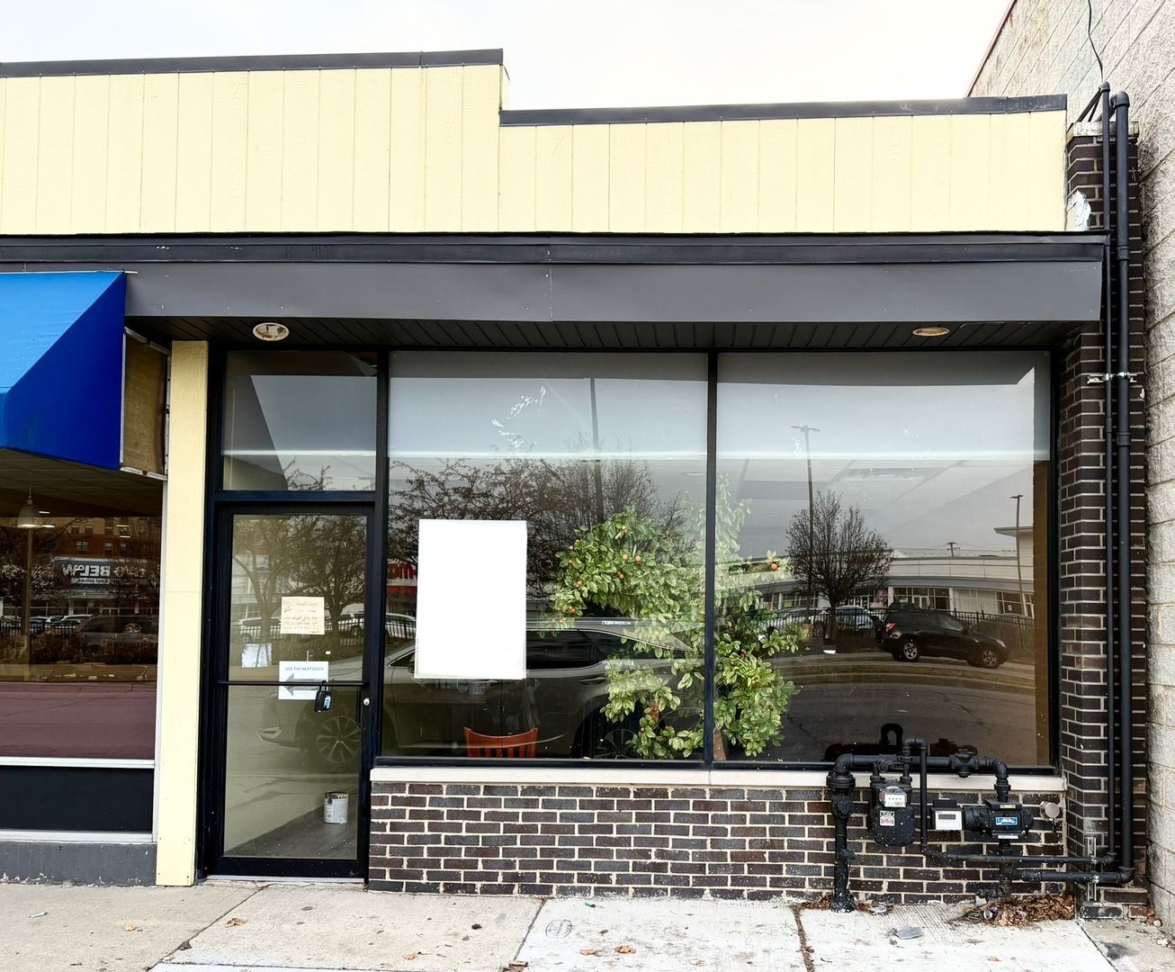 6152 N Lincoln Avenue — Chicago, IL 60659