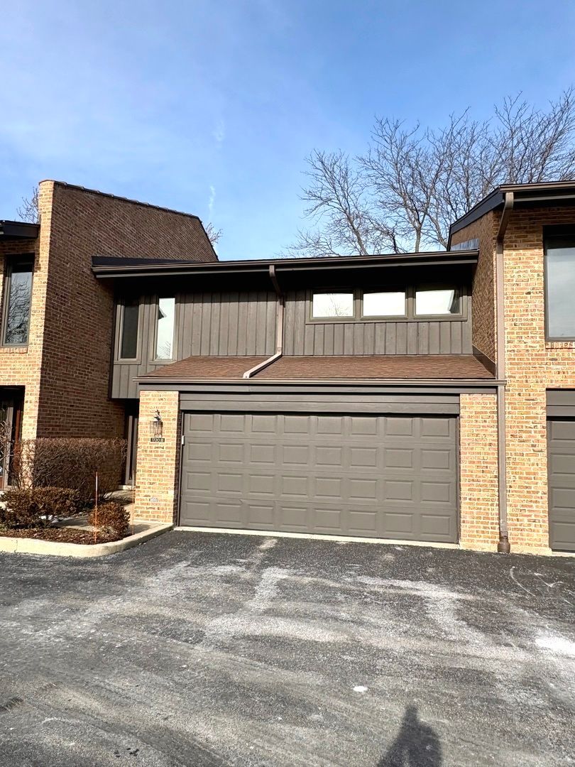 1720 Wildberry Drive #B — Glenview, IL 60025