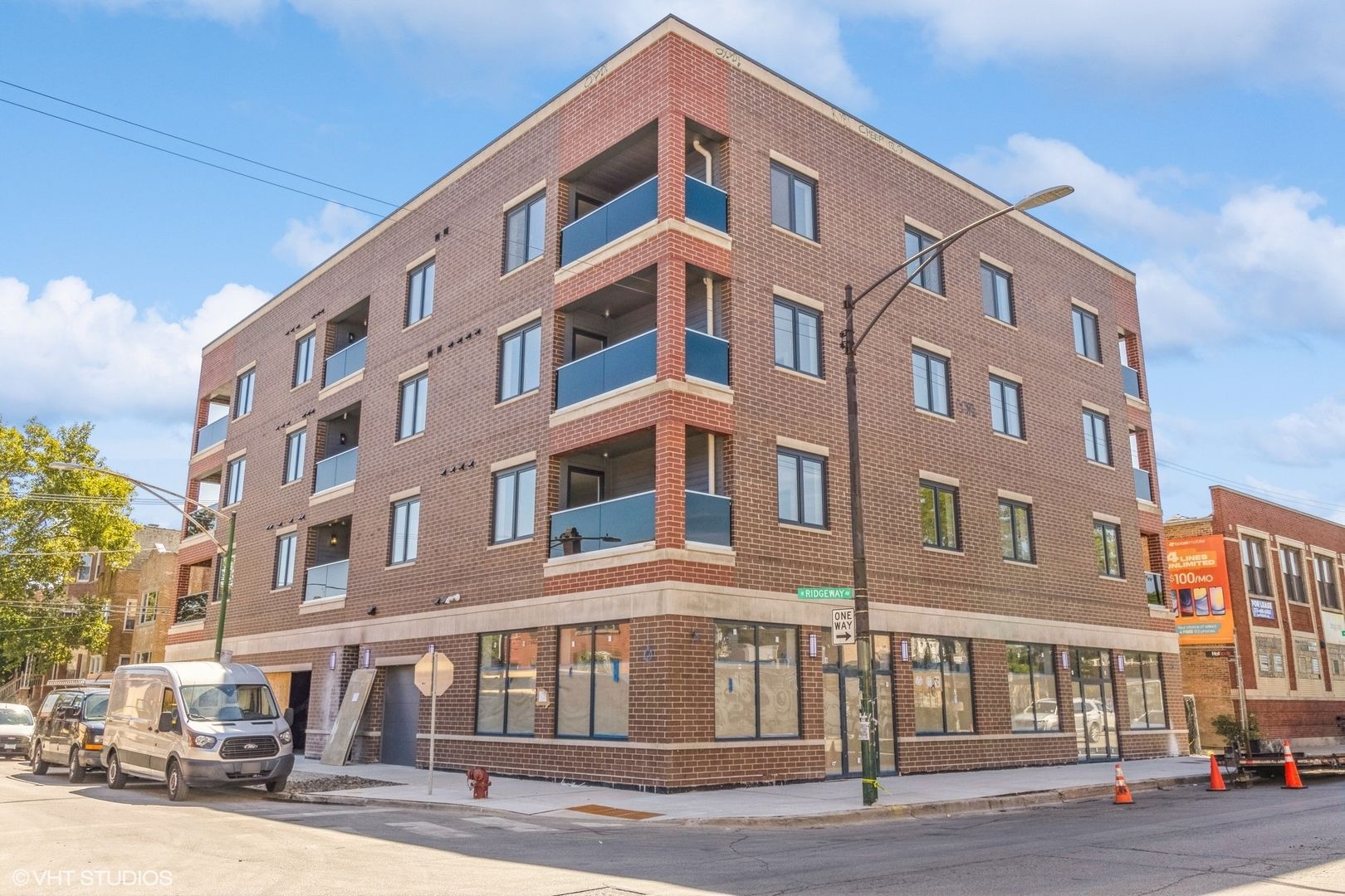 3729 W Belmont Avenue — Chicago, IL 60618