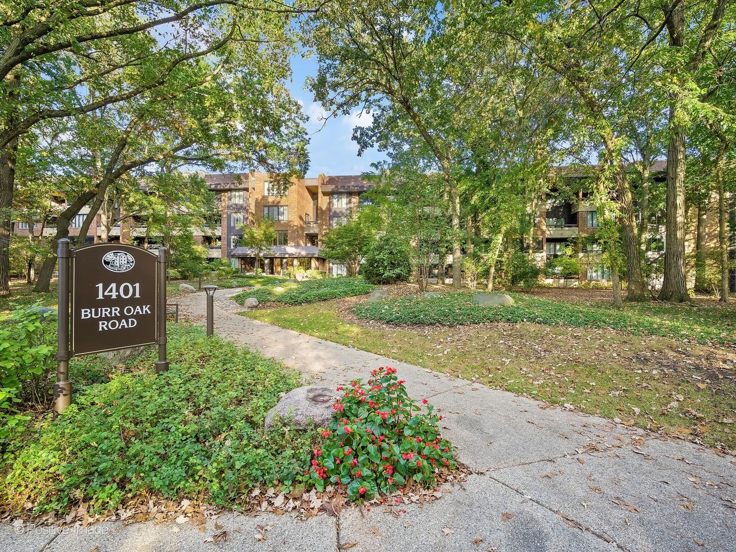 1401 Burr Oak Road #114B — Hinsdale, IL 60521