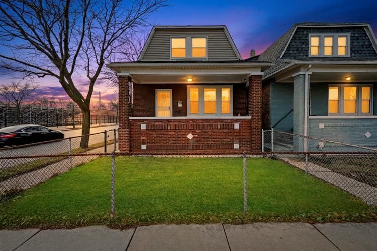7358 S Carpenter Street — Chicago, IL 60621