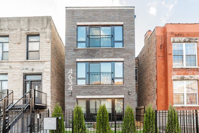 4634 Langley Avenue, Chicago, IL 60653