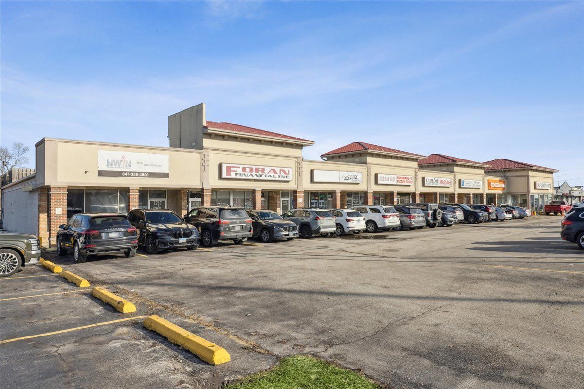 1717 Rand Road, Palatine, IL 60074