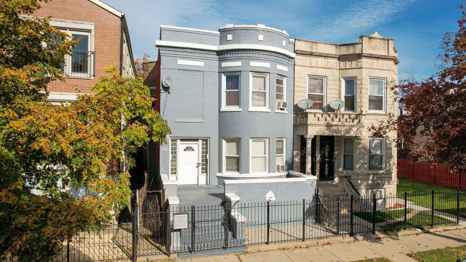 3624 W Lexington Street — Chicago, IL 60624
