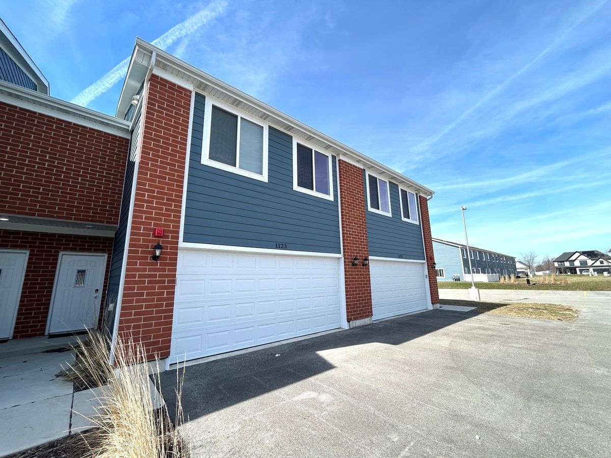 1123 Gillespie Lane, Yorkville, IL 60560