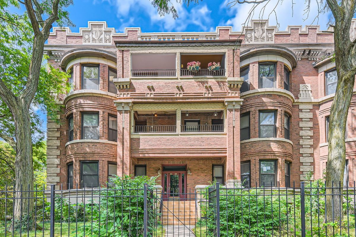 5052 Drexel Boulevard, Chicago, IL 60615
