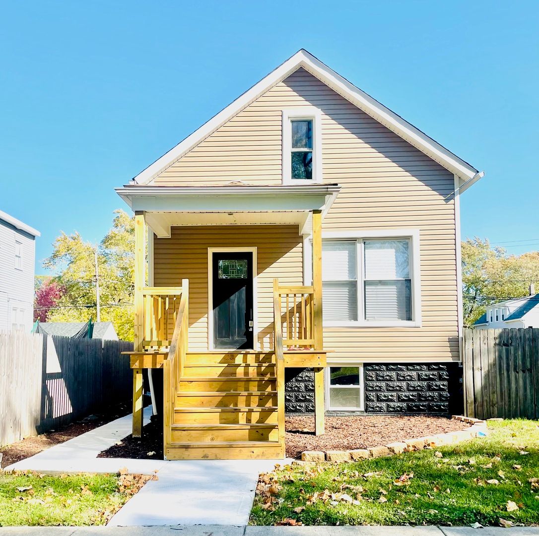 10205 S Wallace Street — Chicago, IL 60628
