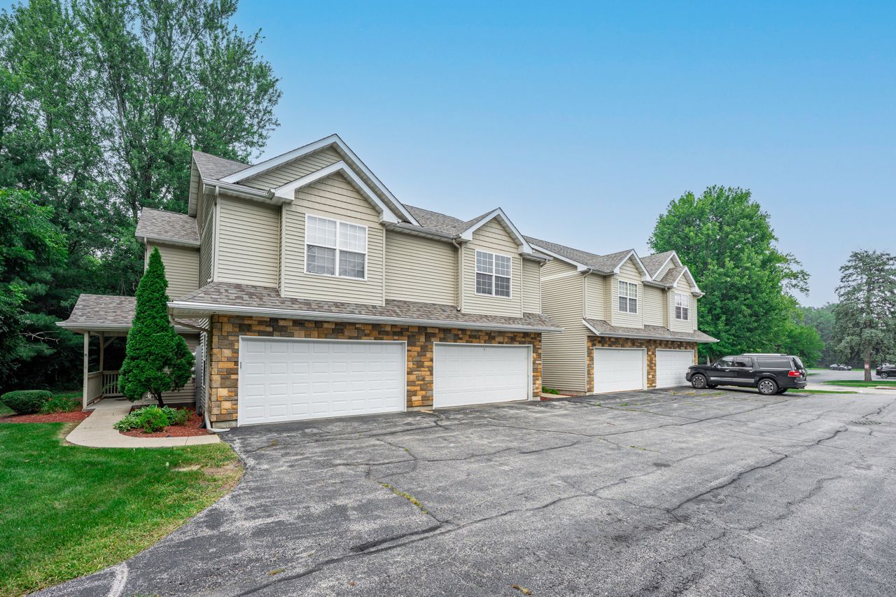 3540 Saint Anthony Way #2 — Rockford, IL 61101