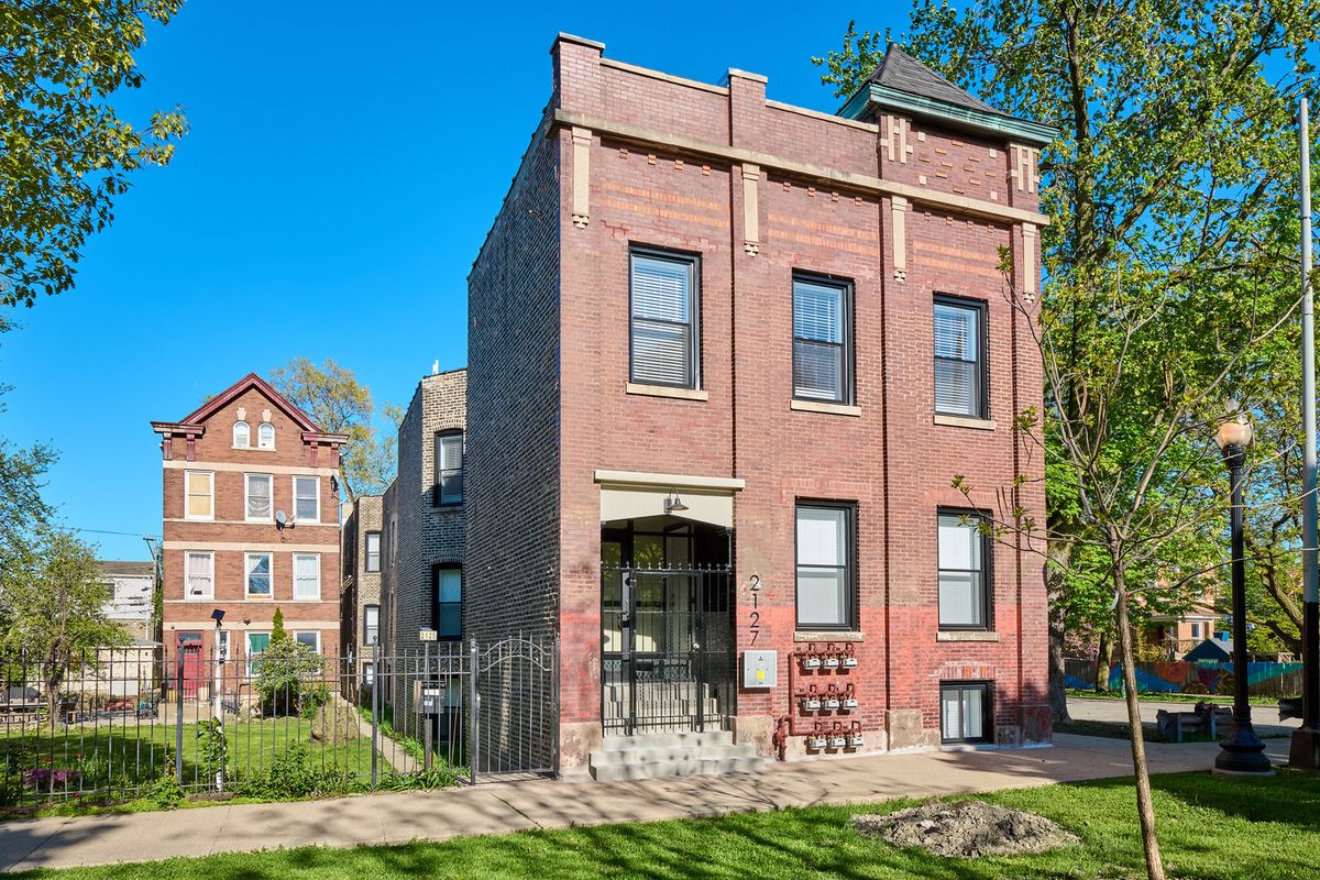 2127 Marshall Boulevard, Chicago, IL 60623
