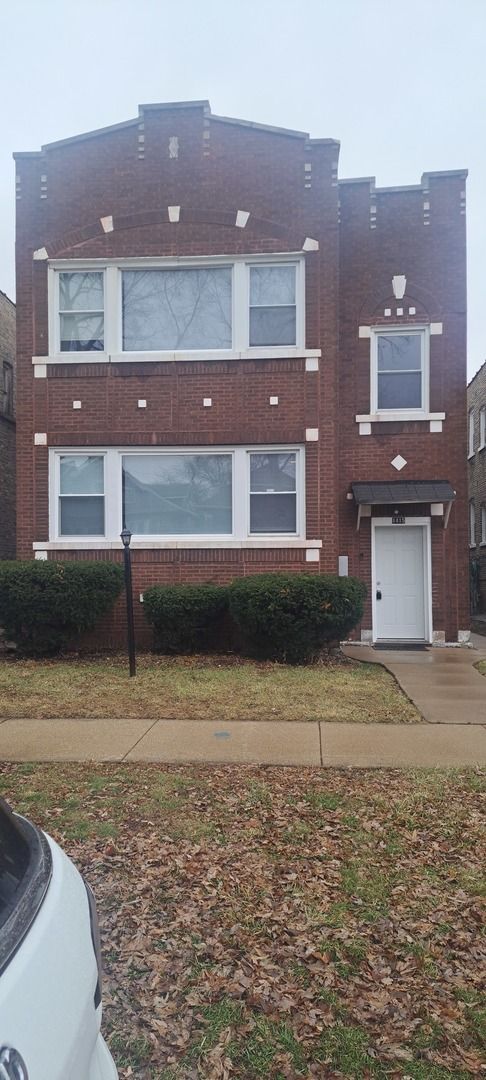 1415 Massasoit Avenue — Chicago, IL 60651
