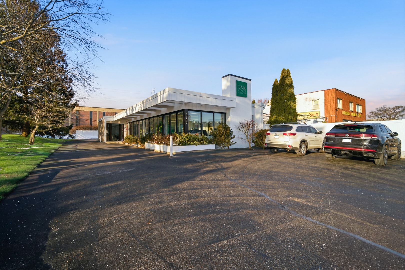 836 Skokie Boulevard — Northbrook, IL 60062