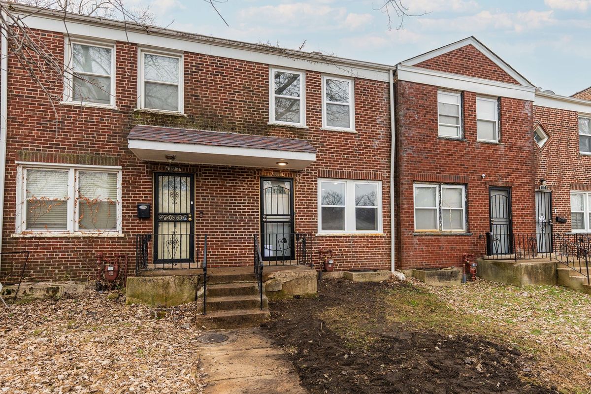 1121 82nd Place, Chicago, IL 60619