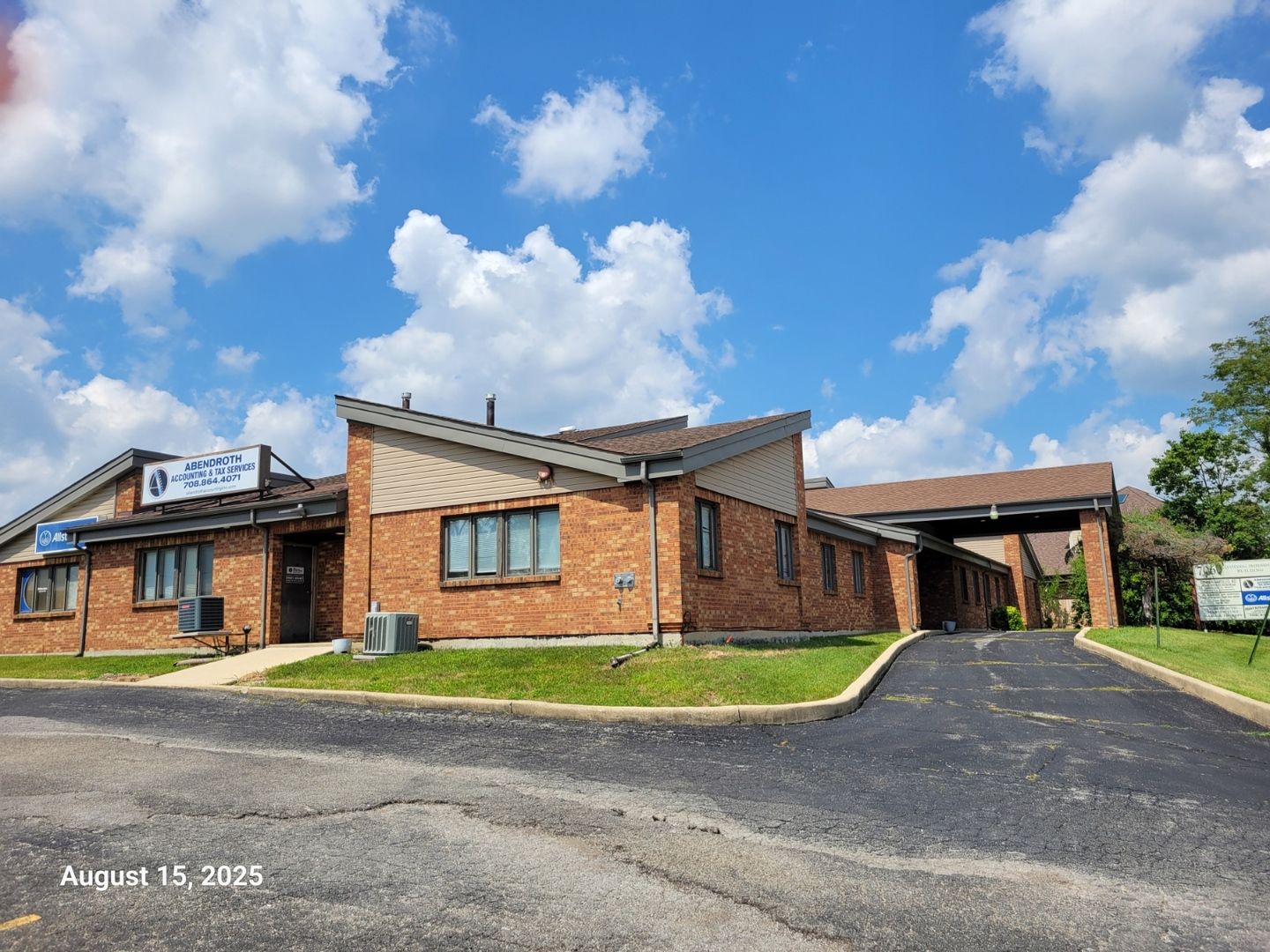 7060 Centennial Drive #108 — Tinley Park, IL 60477