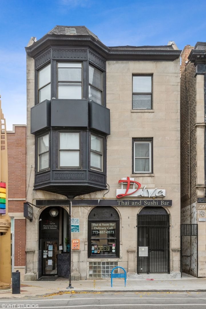 3542 N Halsted Street — Chicago, IL 60657