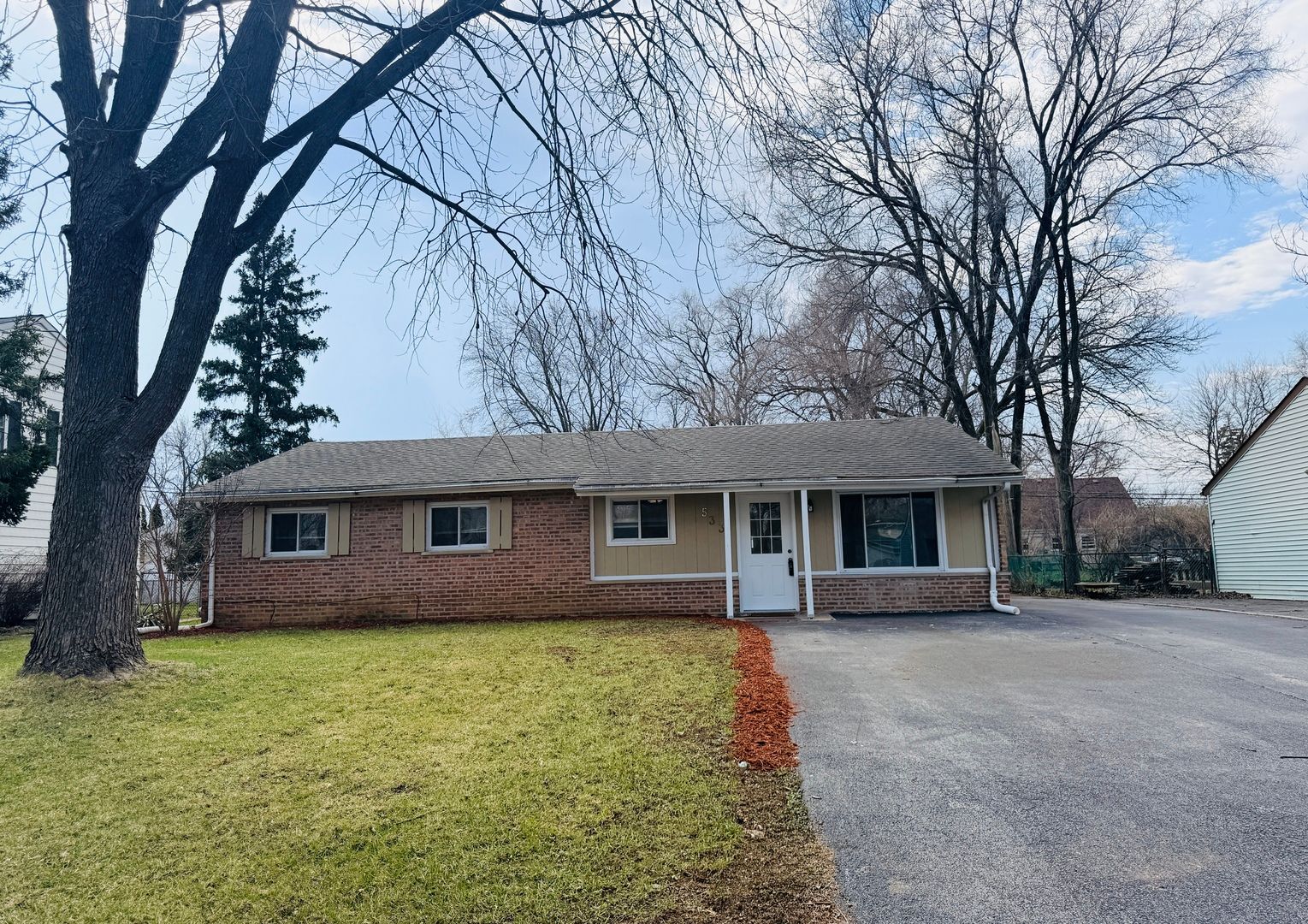 533 Redwood Road — Bolingbrook, IL 60440
