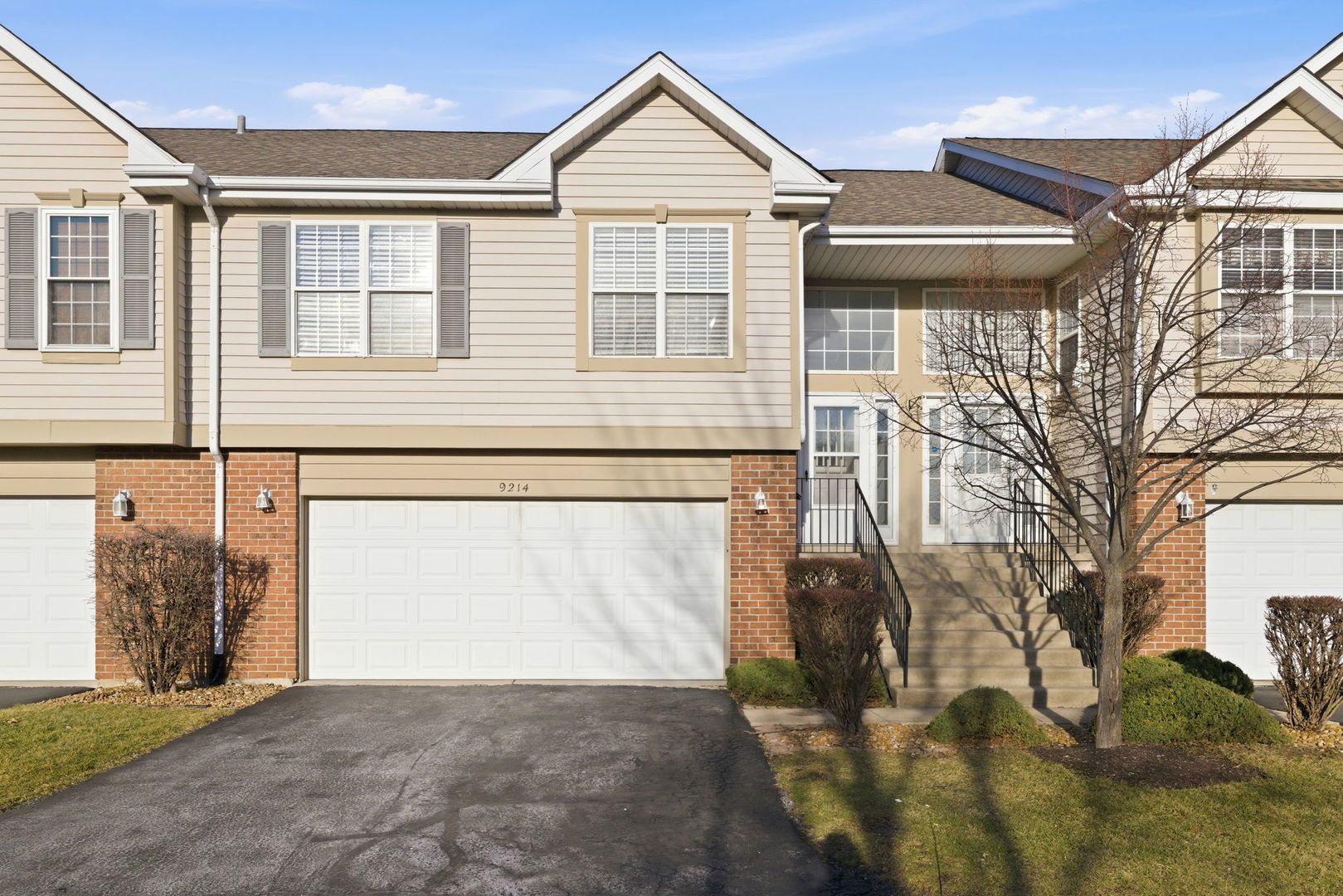 9214 W Pullman Court #9214 — Mokena, IL 60448