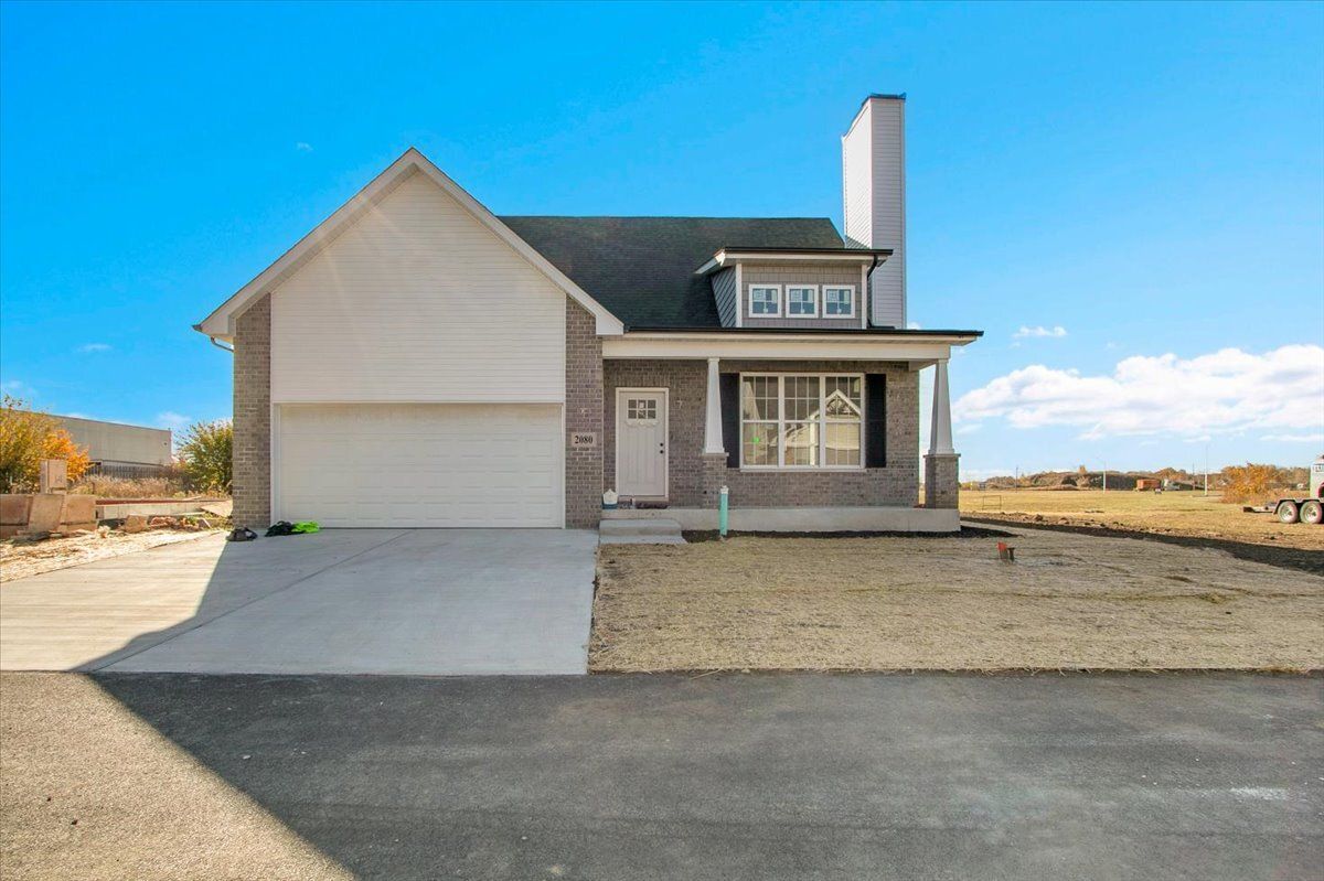 2080 Waters Edge Drive, Minooka, IL 60447