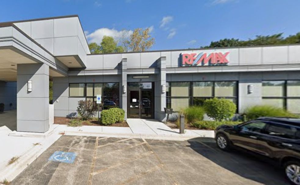 484 Boughton Road, Bolingbrook, IL 60440