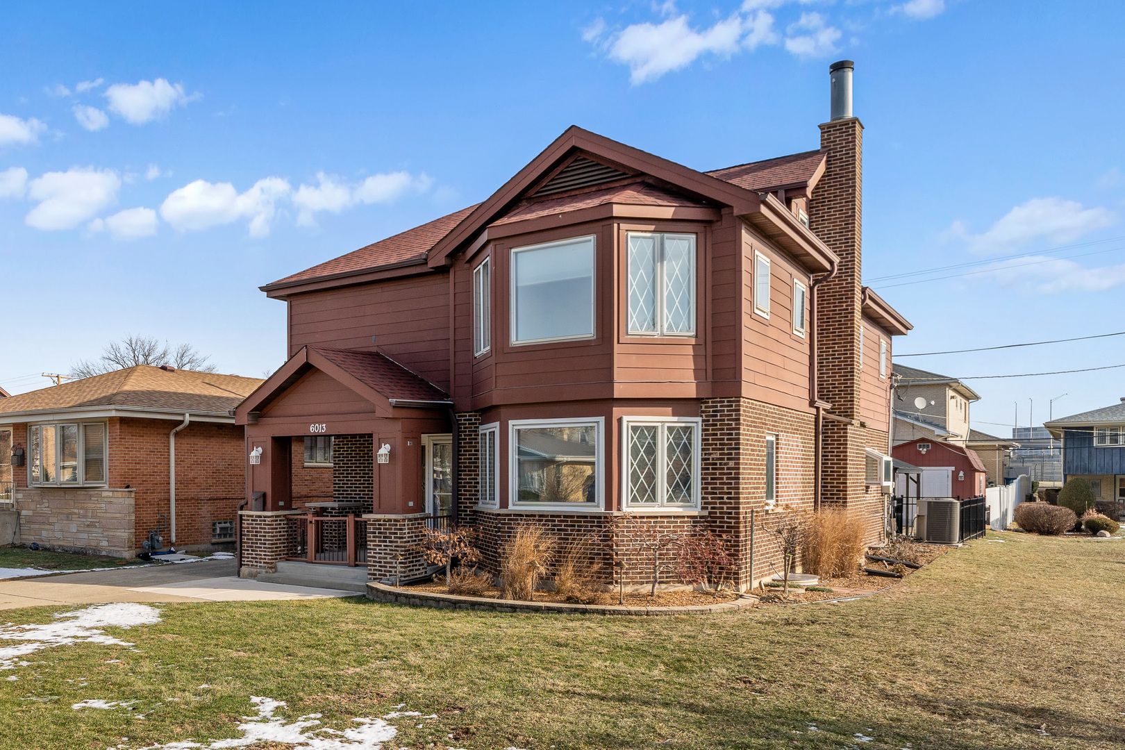 6013 N Emerson Street — Rosemont, IL 60018