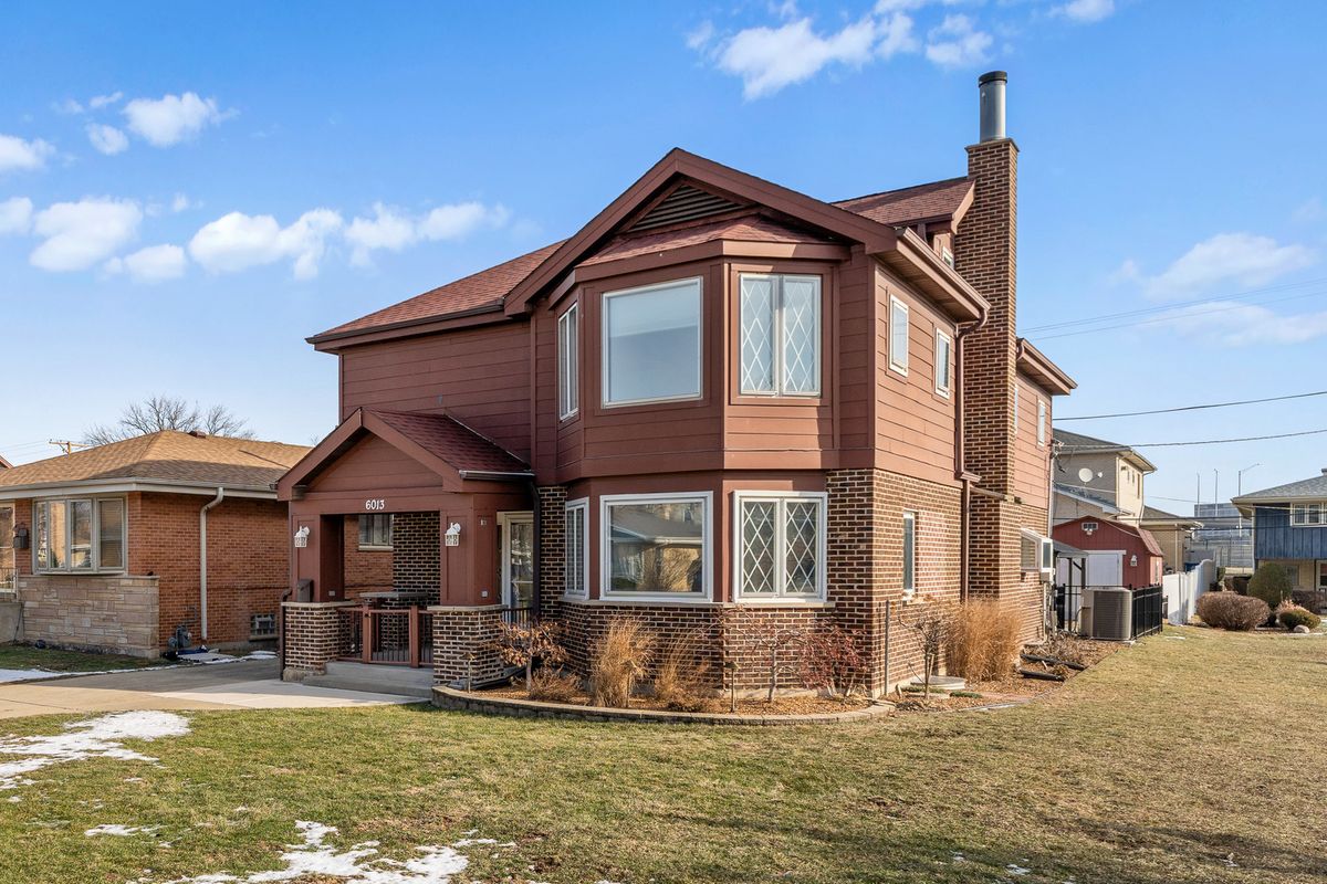 6013 Emerson Street, Rosemont, IL 60018