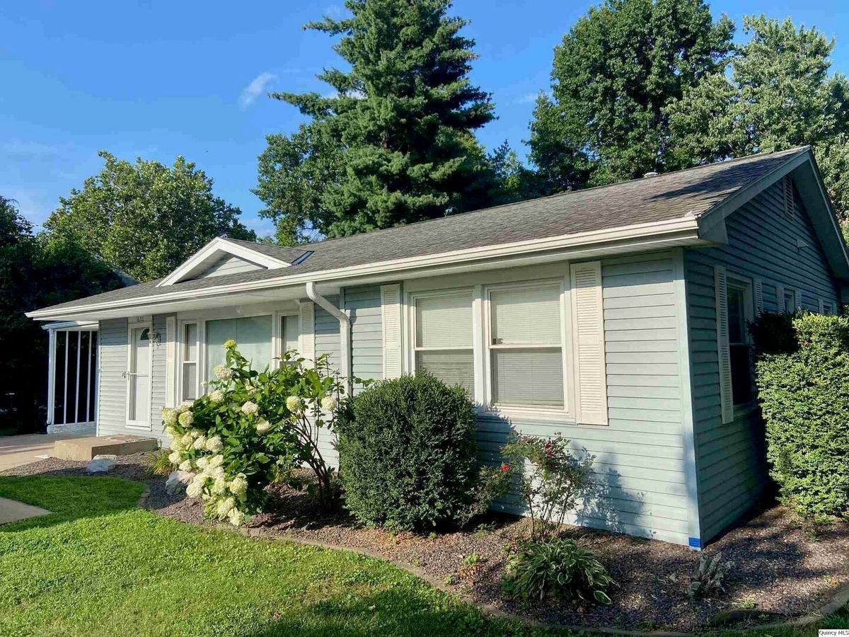 1632 24th St, Quincy, IL 62301