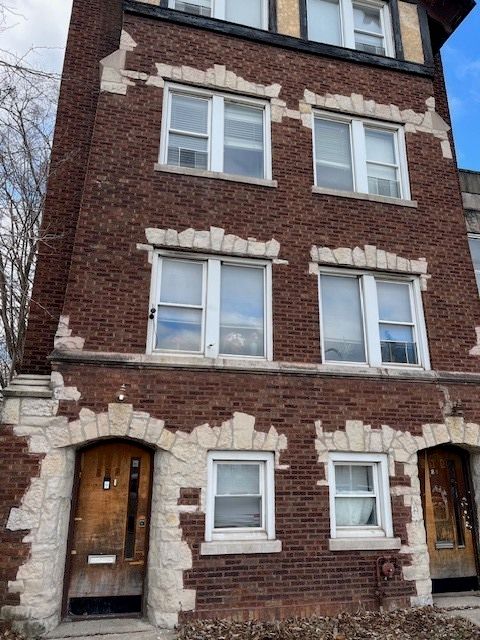 332 Hamlin Avenue — Chicago, IL 60624