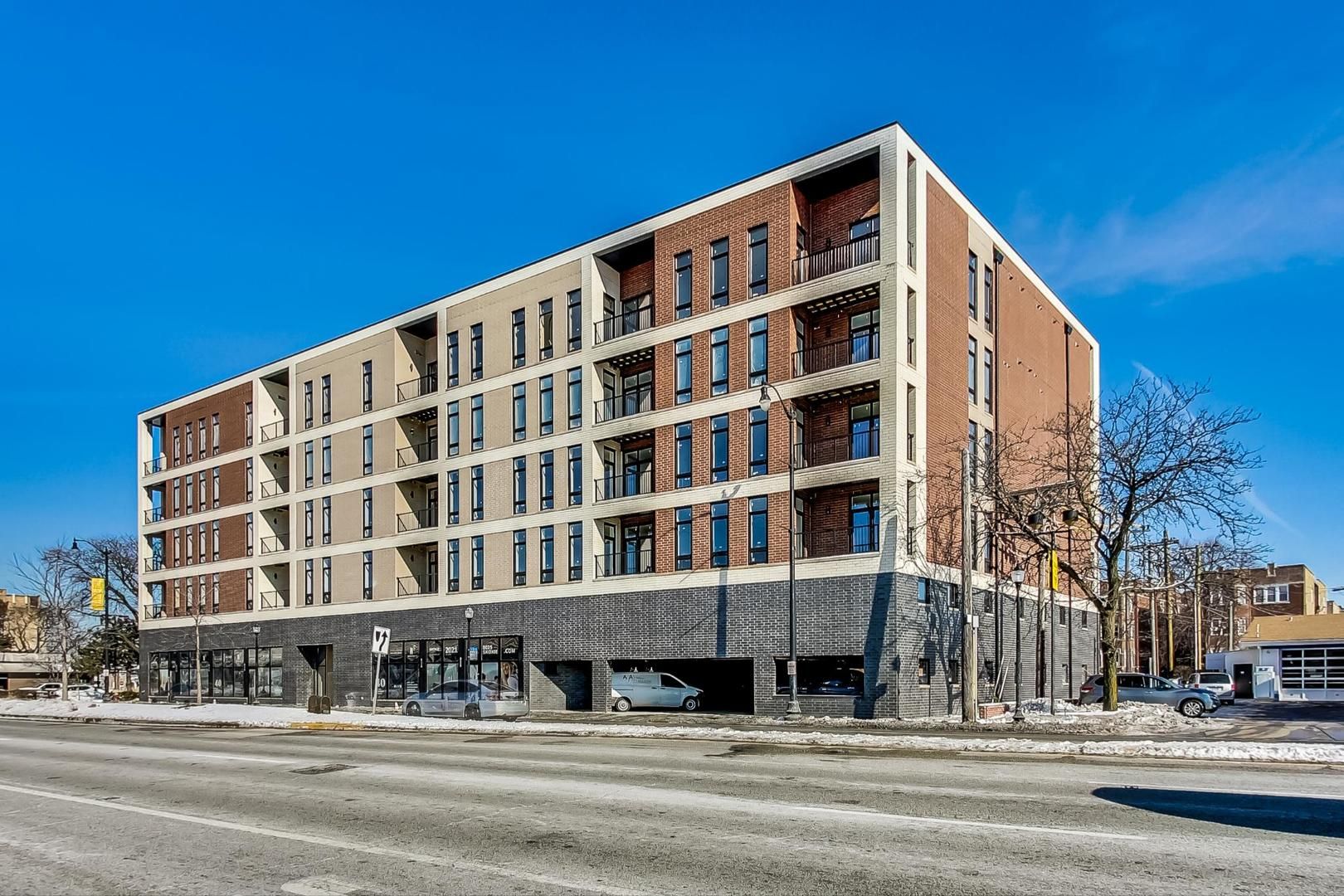 8025 Skokie Boulevard — Skokie, IL 60077