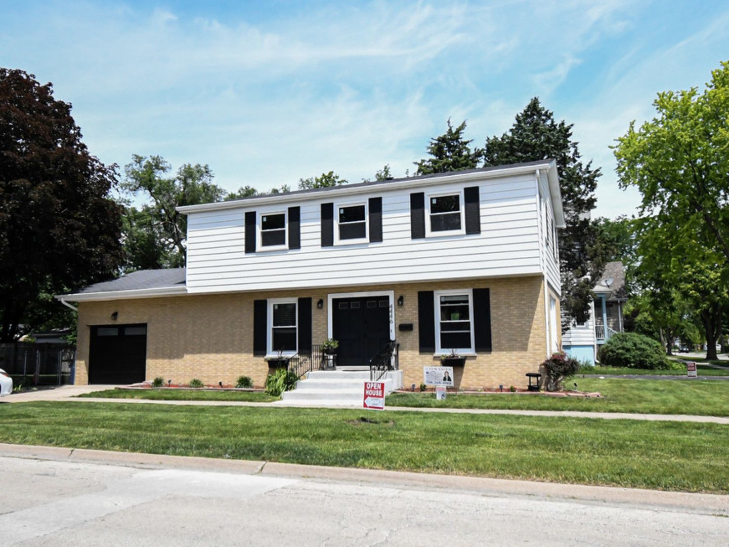 4446 Gage Avenue — Lyons, IL 60534