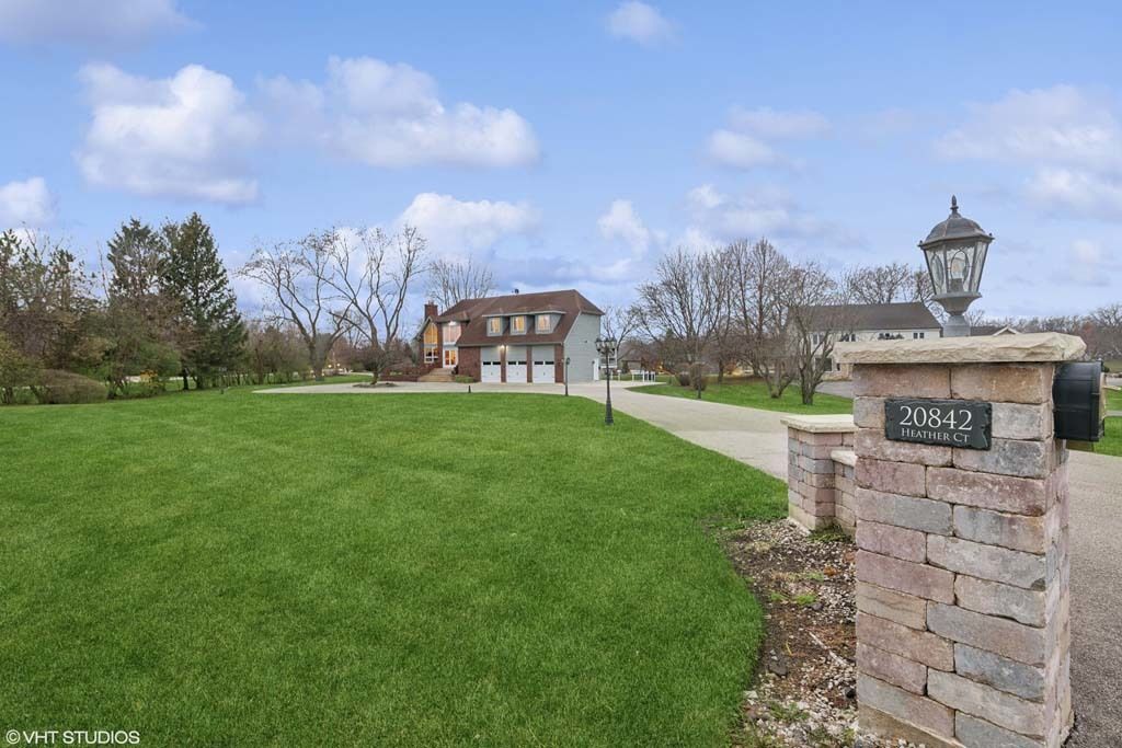 20842 Heather Court, Kildeer, IL 60047