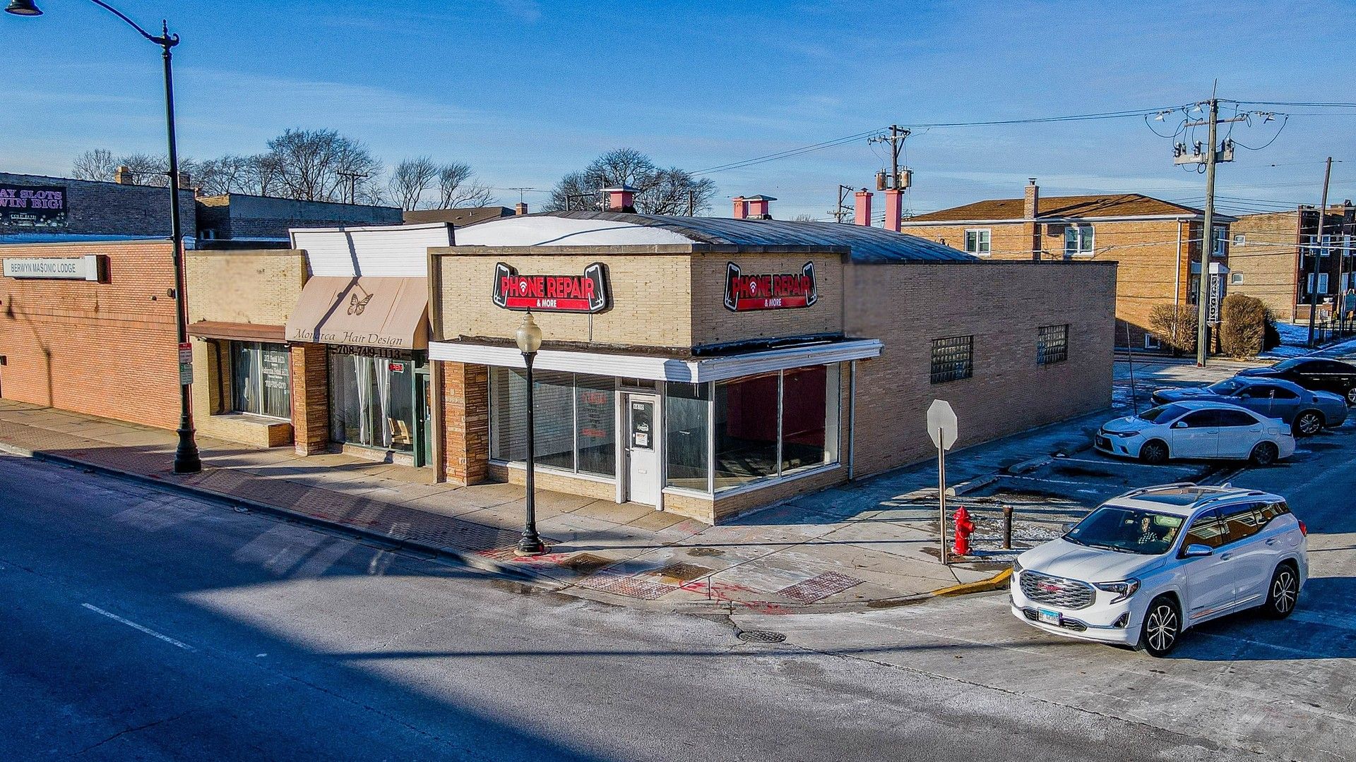 6830-6832 Cermak Road — Berwyn, IL 60402