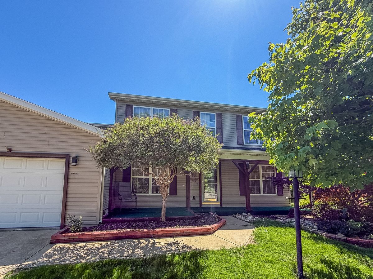 702 Balsam Drive, St. Joseph, IL 61873