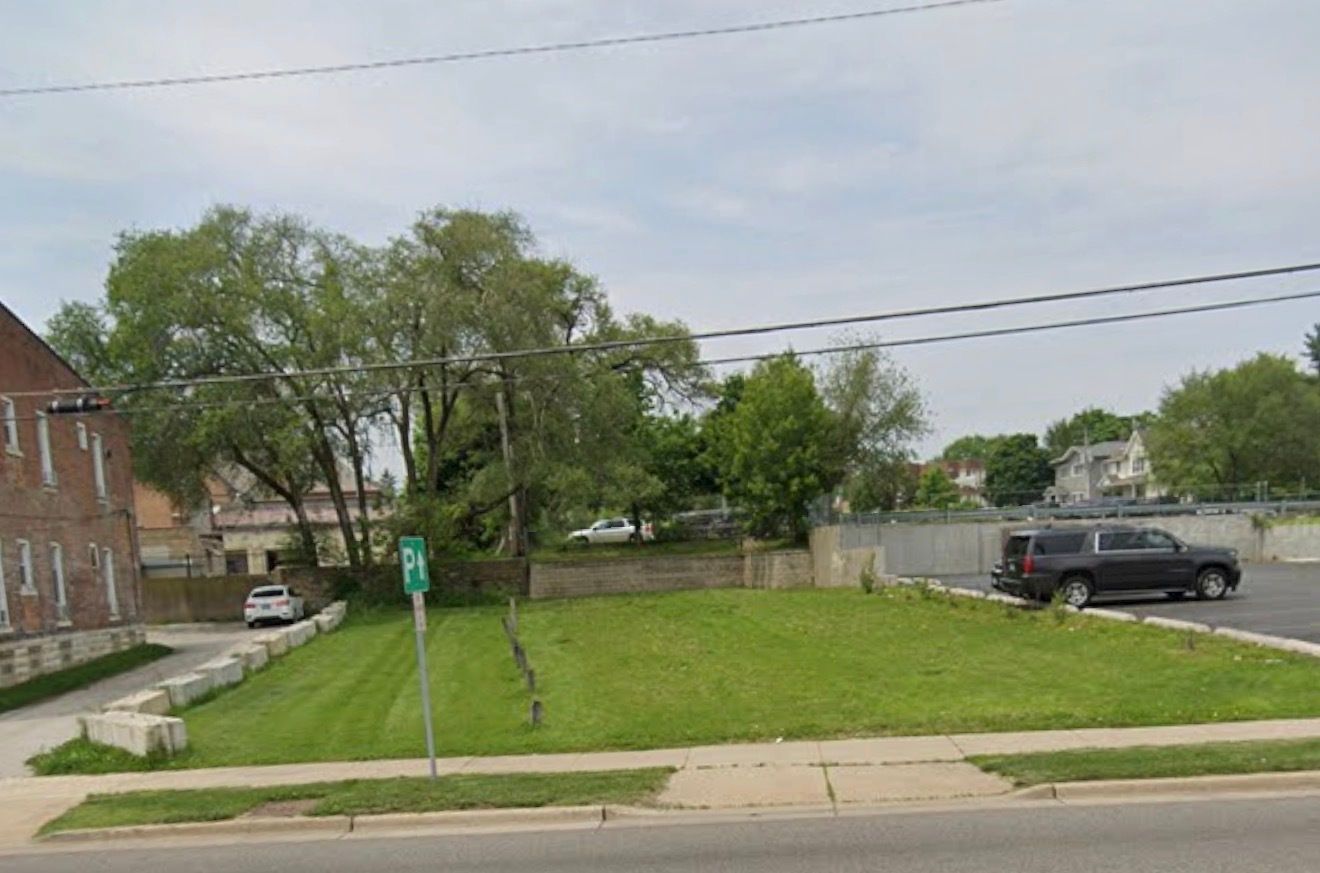 14-18 Lake Street — Aurora, IL 60505