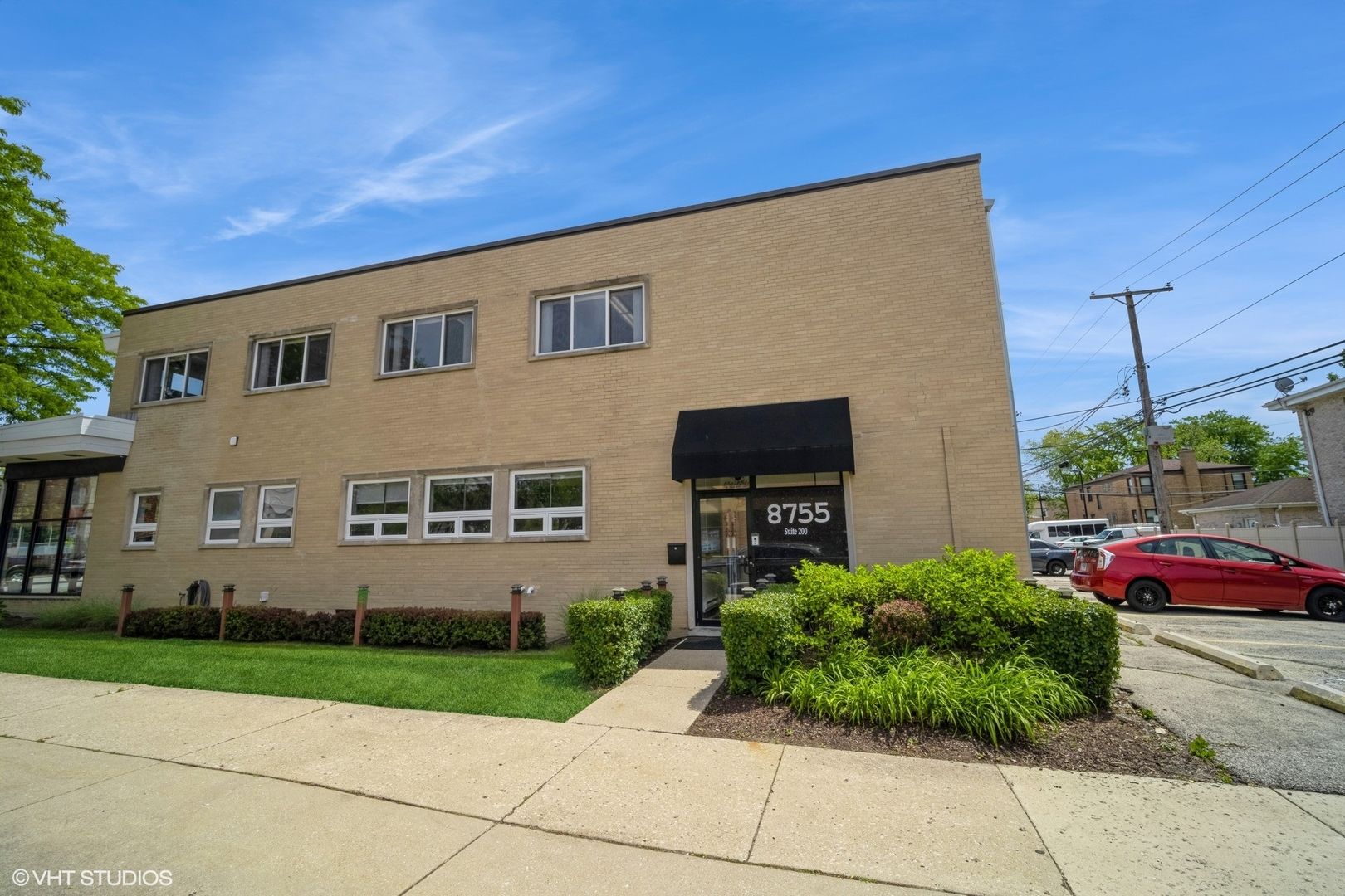8755 Trumbull Avenue — Skokie, IL 60076