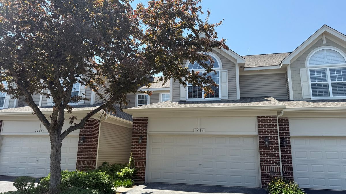 1211 Townes Circle, Aurora, IL 60502