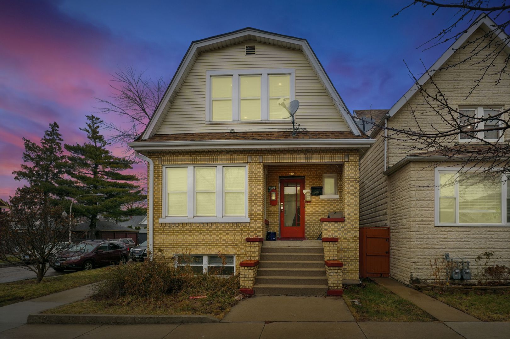 4954 W Byron Street — Chicago, IL 60641