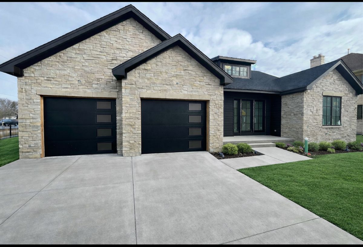 1435 Pfingsten Road, Northbrook, IL 60062