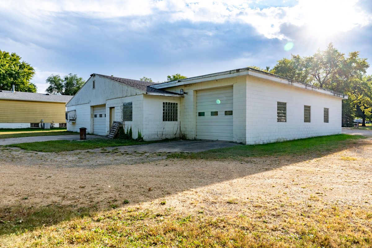402 E Il Route 64, Mount Morris, IL 61054
