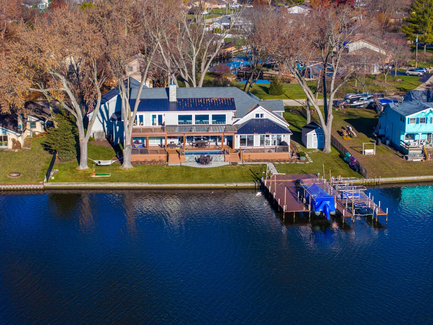 2323 W Fairview Avenue — Johnsburg, IL 60051