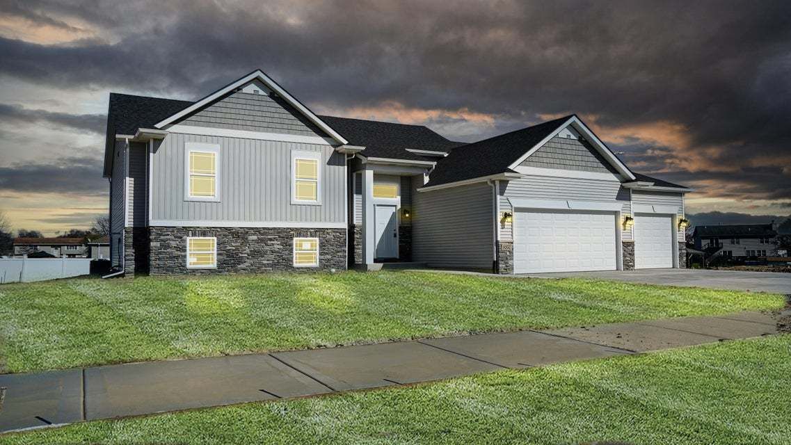 8246 Dylan Drive — Merrillville, IN 46410