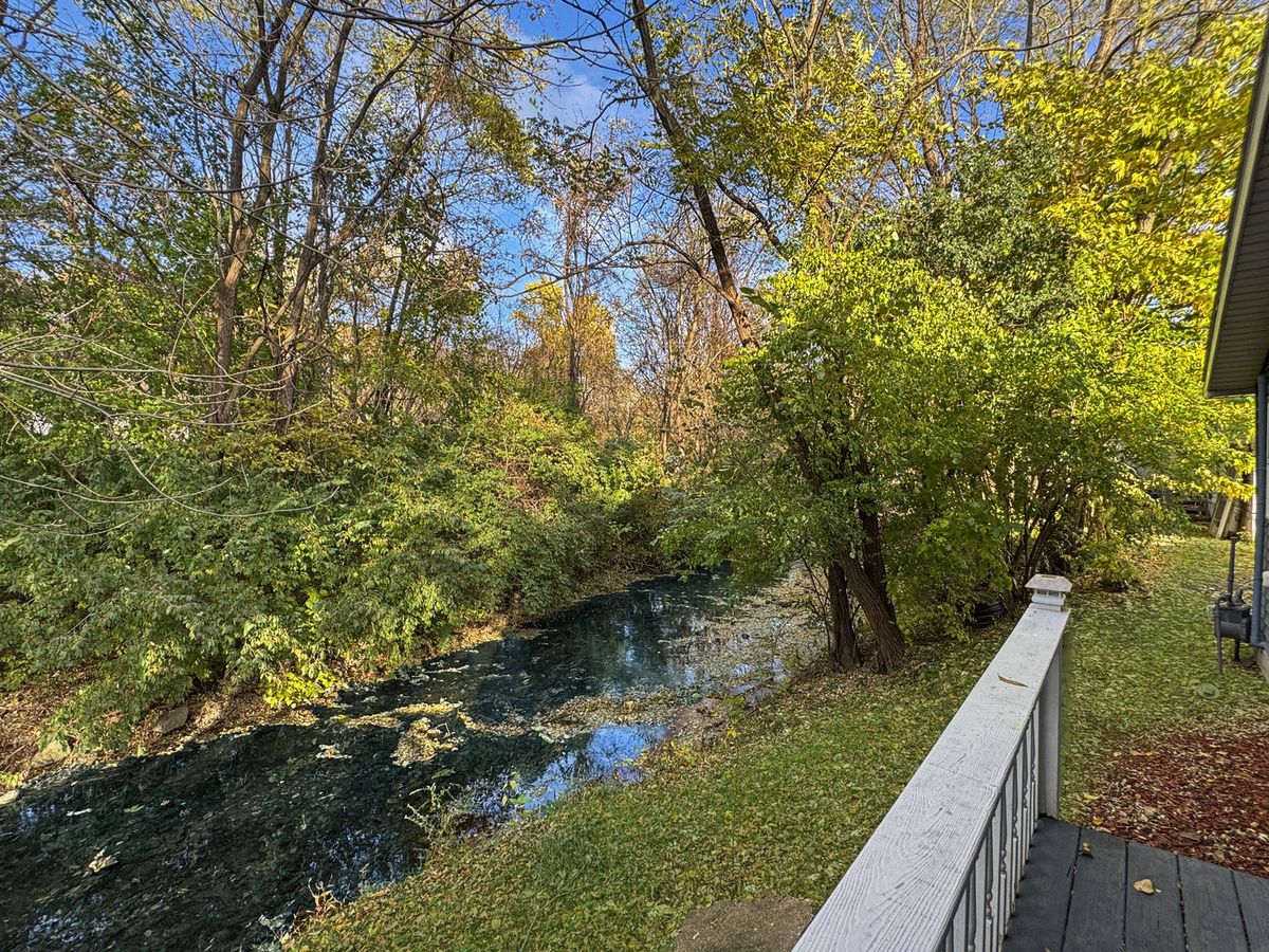 200 Grove Street, Utica, IL 61373