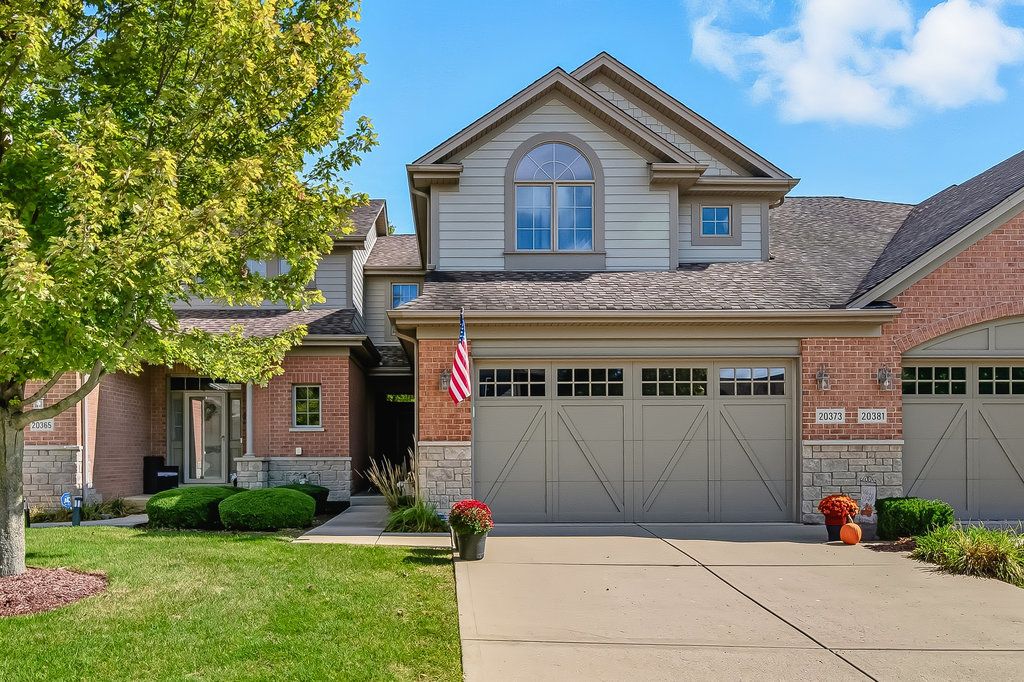 20373 Mackinac Point Drive — Frankfort, IL 60423