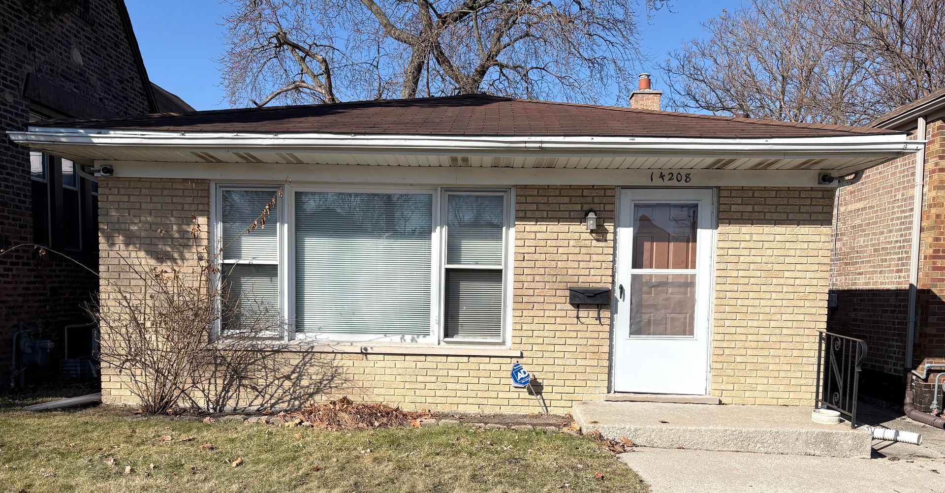 14208 Lowe Avenue — Riverdale, IL 60827