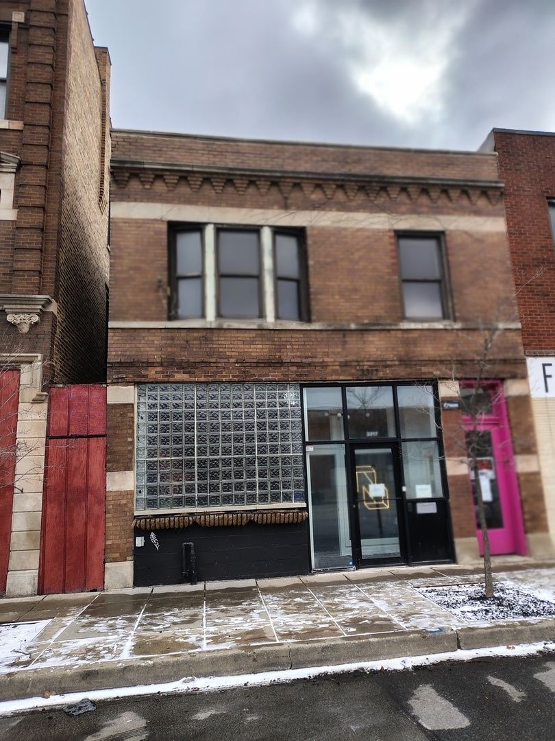 3317 W Fullerton Avenue #2 — Chicago, IL 60647