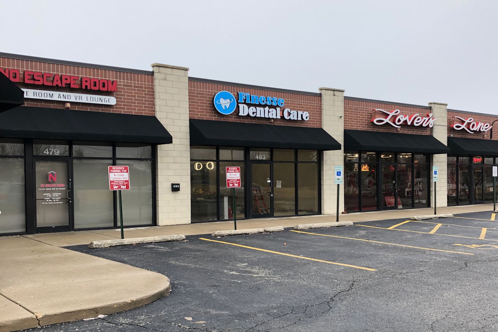 479 S Randall Road — North Aurora, IL 60542