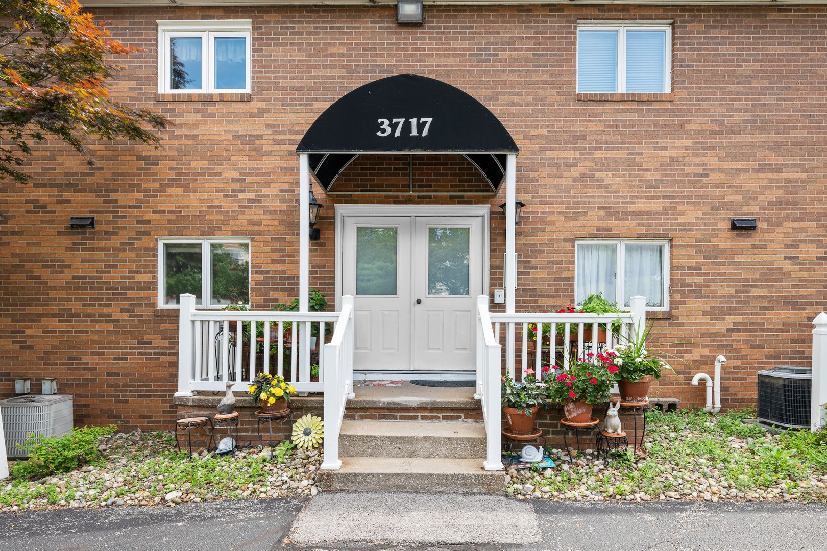 3717 35th Street #1 — Moline, IL 61265