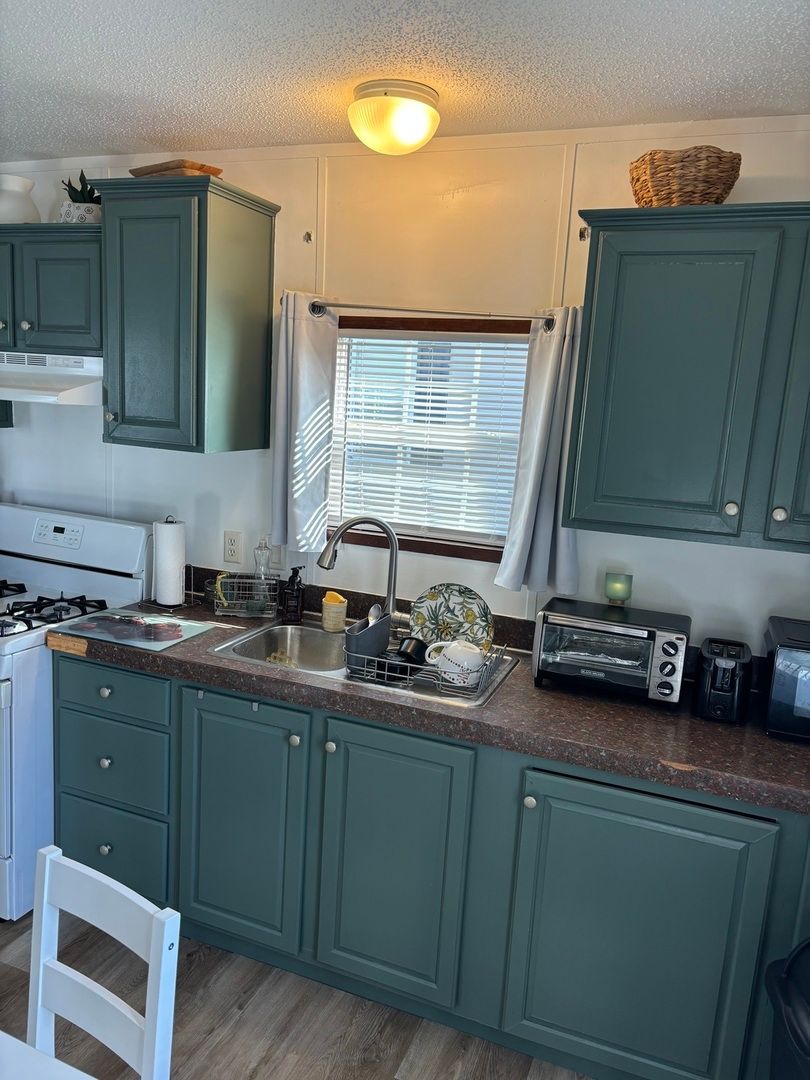 3810 1st Street, Park City, IL 60085