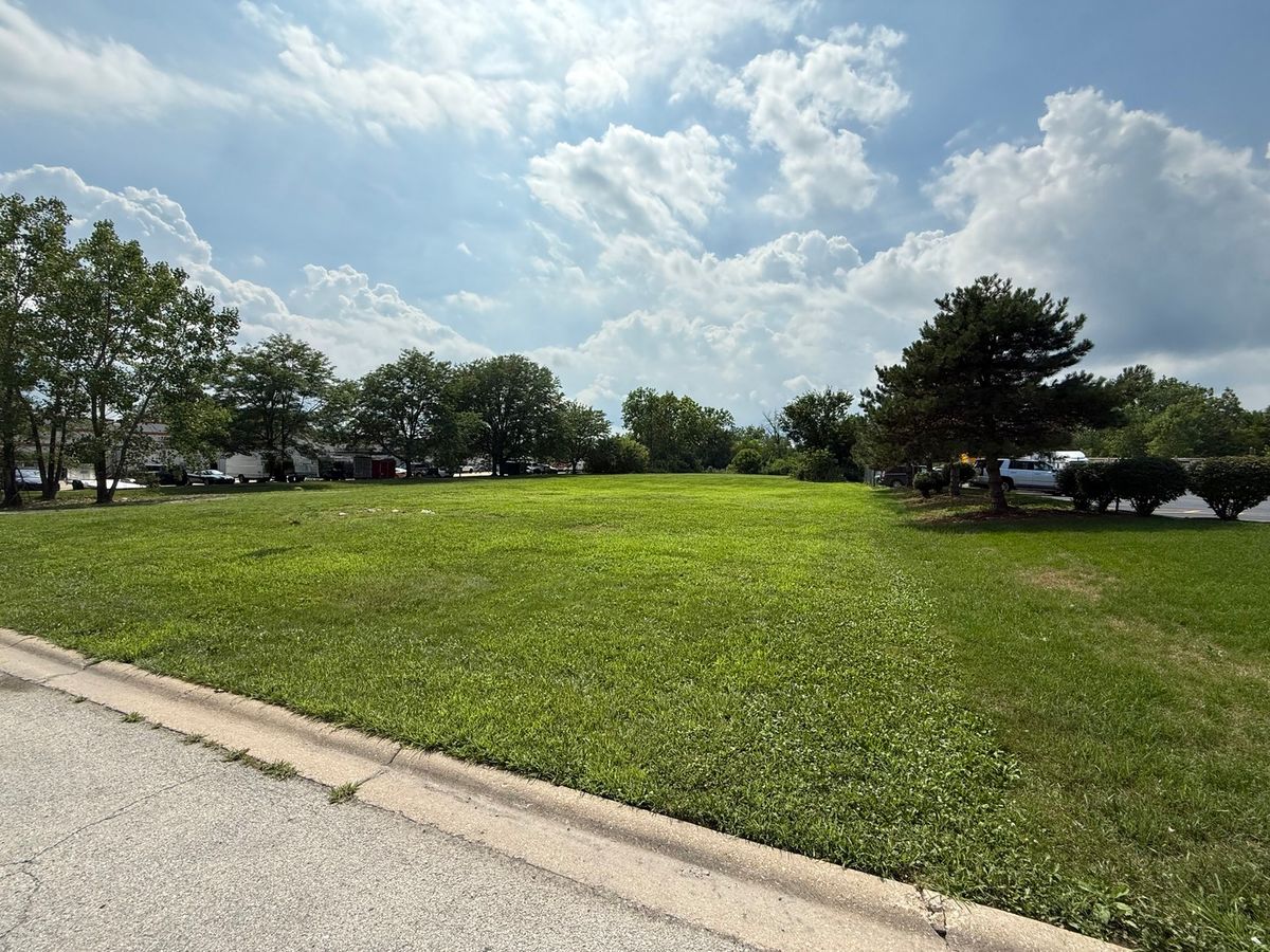 16230 107th Avenue, Orland Park, IL 60467