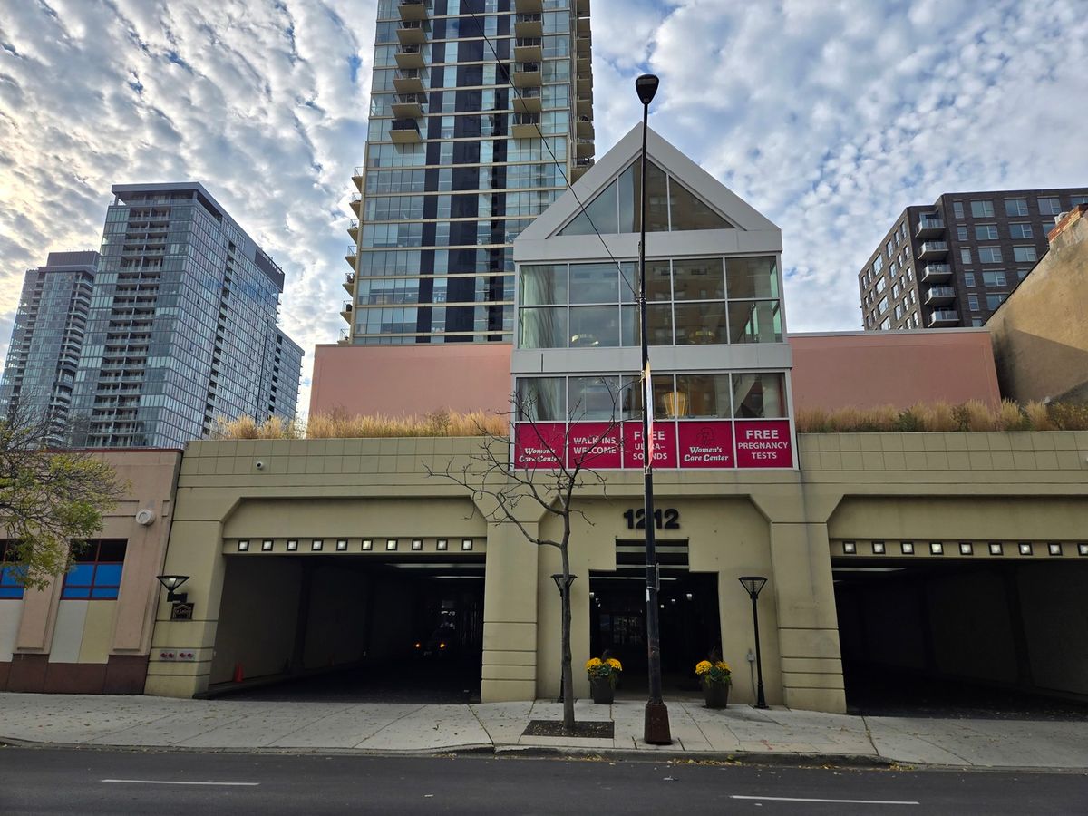 1212 LaSalle Street, Chicago, IL 60610